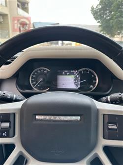 لاند ڕۆڤەر دیفێندەر